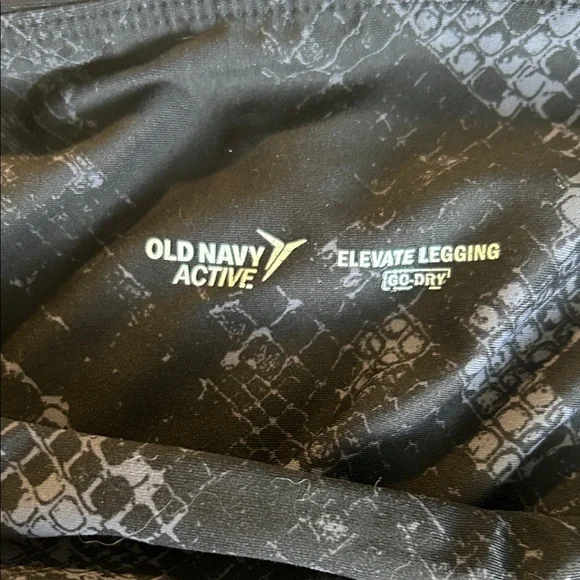 Old Navy Black Snake Print Leggings - Picture 3 of 3